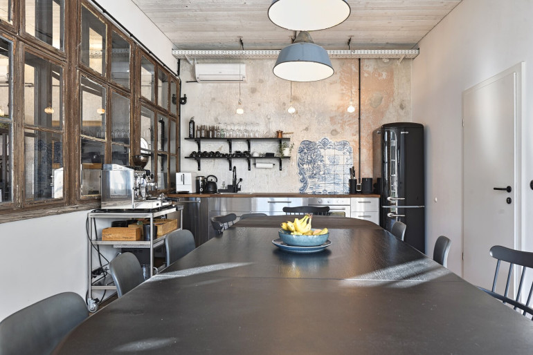 Büro / Praxis - 1160, Wien - Wunderschönes Büro/Loft mit top Ausstattung und eigener Terrasse im Ragnarhof!!!