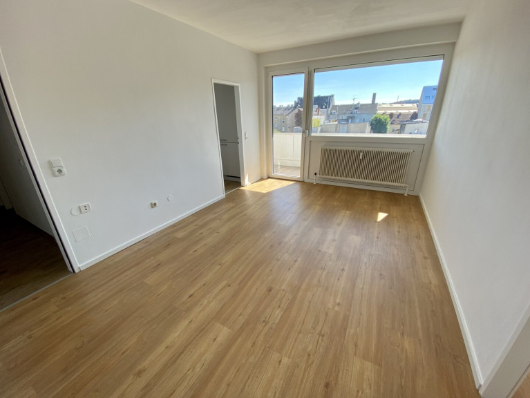 Wohnung - 4020, Linz - Linz Zentrum: Moderne 2-Zimmer-Wohnung mit Küche und Süd-West-Außenfläche
