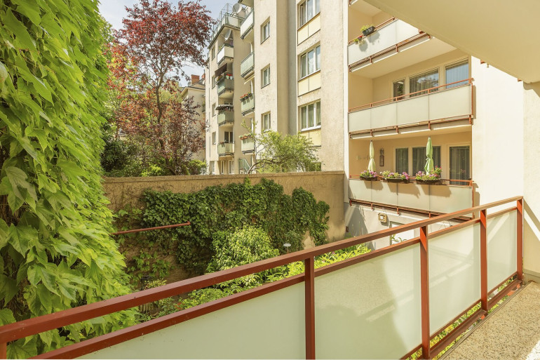 Wohnung - 1150, Wien - Camillo-Sitte-Gasse - Erstbezug nach Generalsanierung, 5 Zimmer Neubau mit hofseitiger Loggia