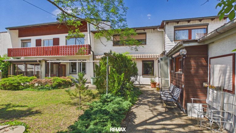 Haus - 2232, Deutsch-Wagram - Großzügiges Ein- bzw. Zweifamilienhaus mit Wintergarten, Doppelgarage & Ausbaupotenzial