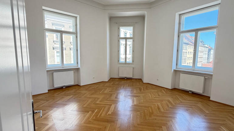 Wohnung - 1070, Wien - Repräsentative Altbauwohnung am Ulrichsplatz: 5 Zimmer, 2 Bäder & perfekter Schnitt