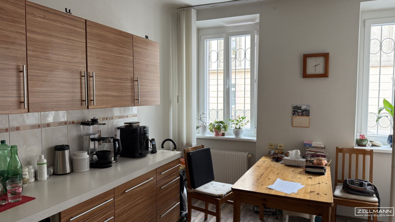 Wohnung - 1100, Wien - Charmante Erdgeschoss-Einheit mit vielseitigem Potential und tlw. gewerblicher Nutzung | ZELLMANN IMMOBILIEN