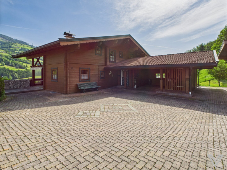 Haus - 5660, Taxenbach - Wohnhaus mit großem Grundstück in absoluter Ruhelage von Taxenbach
