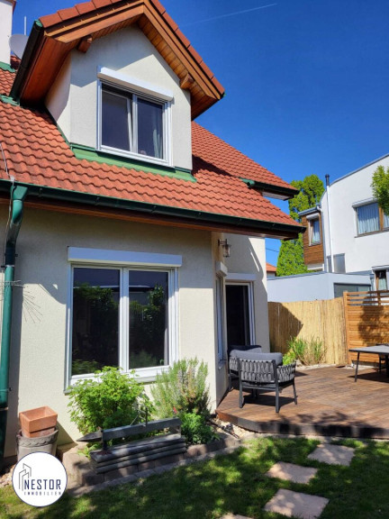 Haus - 1220, Wien,Donaustadt - Traumhaftes Einfamilienhaus in Wien: 4 Zimmer, Garten, Terrasse & Garage!