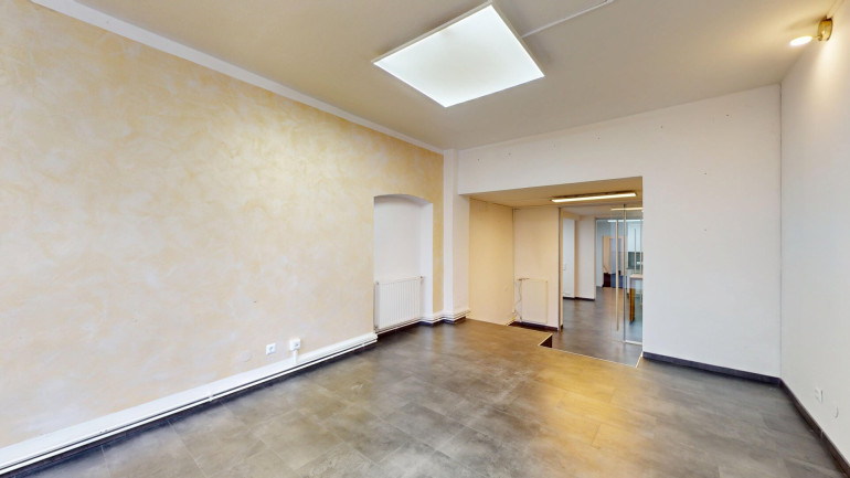 Büro / Praxis - 9500, Villach - Raum für Ideen: Modern ausgestattetes Büro mit flexibler Nutzung & Parkplätzen