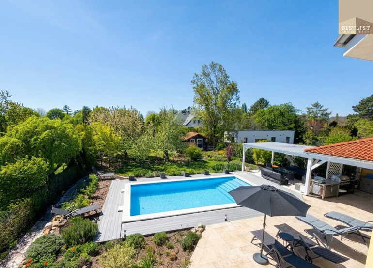 Haus - 2500, Baden - Repräsentatives Anwesen mit parkähnlichem Garten und Pool in Baden