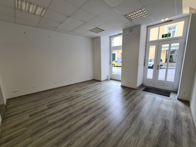 Einzelhandel - 2500, Baden - Büro / City-Shop im Zentrum zwischen Casino u. grüner Markt - top-renoviert