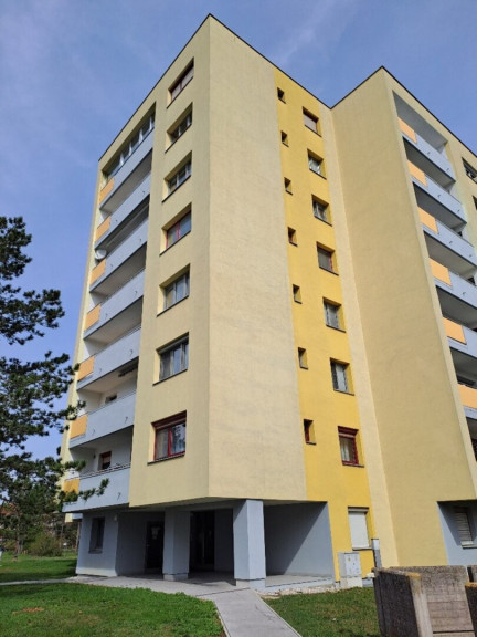 Wohnung - 2603, Felixdorf - Wohnen mit Weitblick – Eigentumswohnung mit Top-Ausblick von der Loggia in Felixdorf