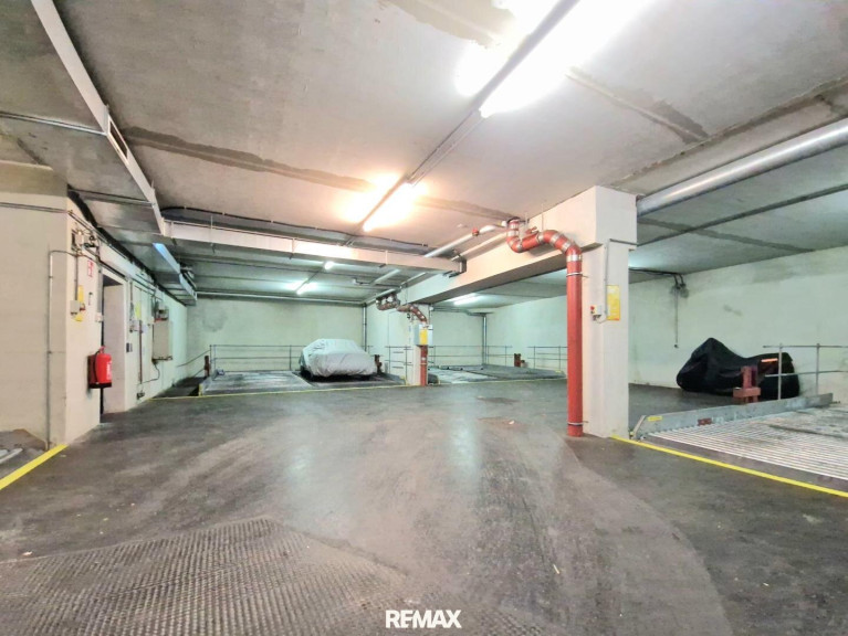Immobilie - 1160, Wien - Stellplätze in der Ecke Ottakringer Straße / Wichtelgasse
