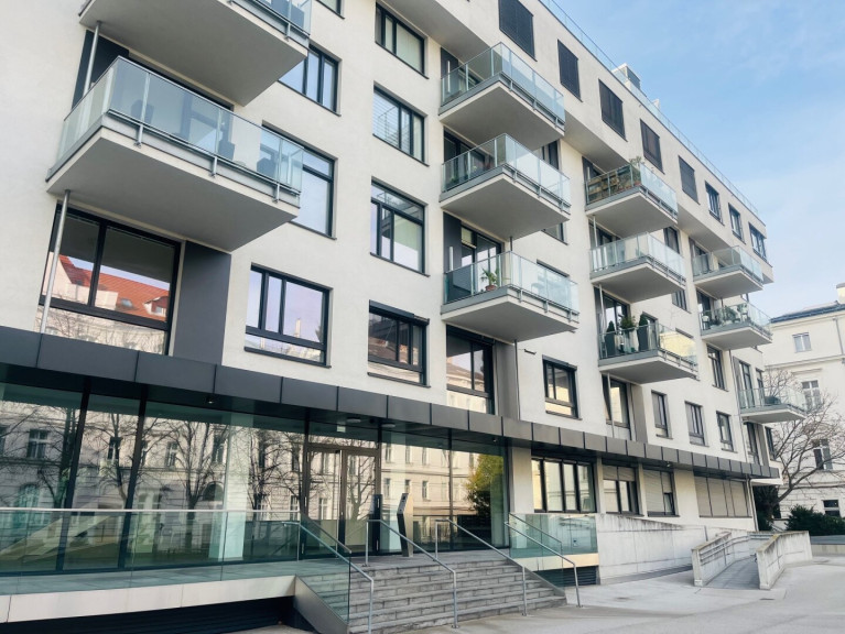 Büro / Praxis - 1030, Wien - Perfektes, sonniges "Single" Büro mit Grünblick in zentraler Lage - Garagenplatz optional!