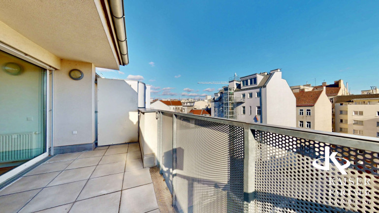 Wohnung - 1060, Wien - Citylage,  4-Zi-Dachgeschosswohnung mit Terrasse!