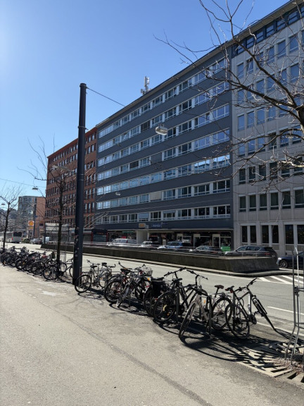 Büro / Praxis - 5020, Salzburg - Provisionsfrei, Büro in Salzburg 2. Etage mit Aufzug & Tiefgarage in Toplage!