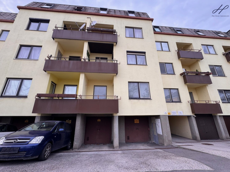 Wohnung - 2361, Laxenburg - charmante, Anlegerwohnung mit 2 Zimmer und 2 Balkone