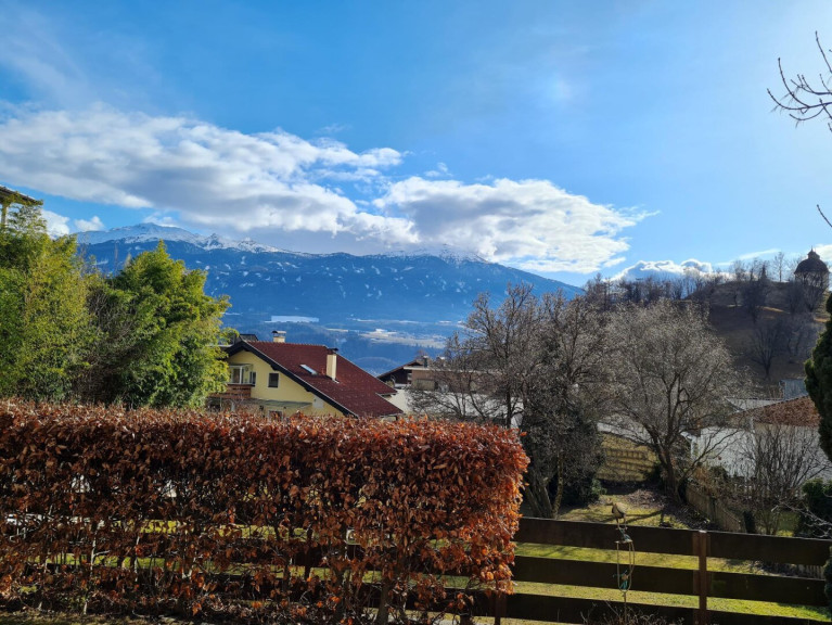 Wohnung - 6020, Innsbruck - 2 in 1: Sie haben die Wahl : Großzügige Wohnung mit 290m² Gartenparadies ab sofort zu kaufen