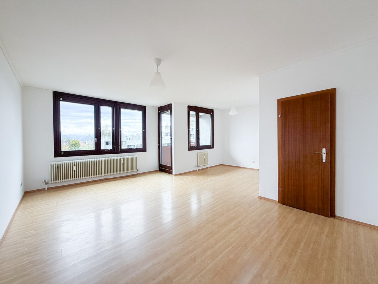 Wohnung - 8042, Graz - Traumblick über Graz - Schöne 1,5-Zimmer-Wohnung mit Loggia in St. Peter