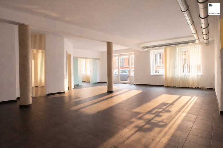 Büro / Praxis - 4820, Bad Ischl - Helles, schönes und zentral gelegenes EG-Gewerbelokal nahe Kurpark, Bad Ischl; 3 Räume mit Küche, WCs und Archiv
