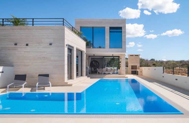 Haus - 23248, Ražanac - Stilvolle Luxusvilla in Kroatien mit Pool - Absolute Ruhelage
