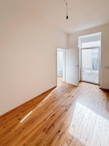 Wohnung - 1160, Wien,Ottakring - Wohntraum mit Innenhof-Terrasse in absoluter Ruhelage!