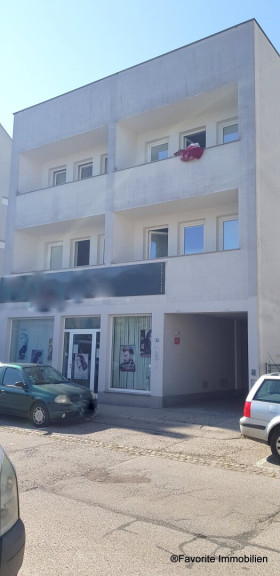 Zinshaus Renditeobjekt - 4600, Wels - Attraktives Zinshaus + Baugrund mitten in Wels: bis 6,8% Rendite!!!