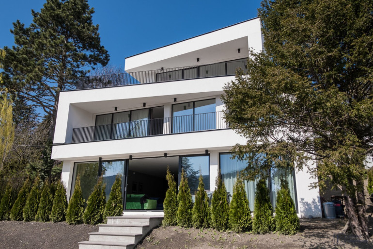 Haus - 3400, Klosterneuburg - Edle Luxus-Villa am Fuße des Ölbergs - NEUBAU
