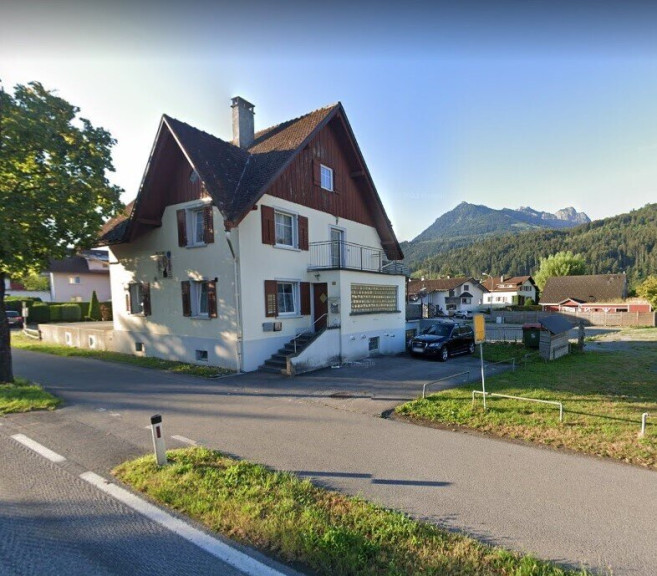 Wohnung - 6820, Frastanz - Renovierte 3-Zimmer-Wohnung mit einer herrlichen, großzügigen Terrasse.