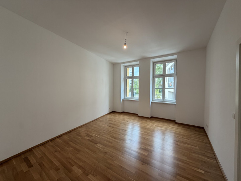Wohnung - 1110, Wien - Mautner-Markhof-Gasse - sanierter 2 Zimmer Altbau mit extra Wohnküche