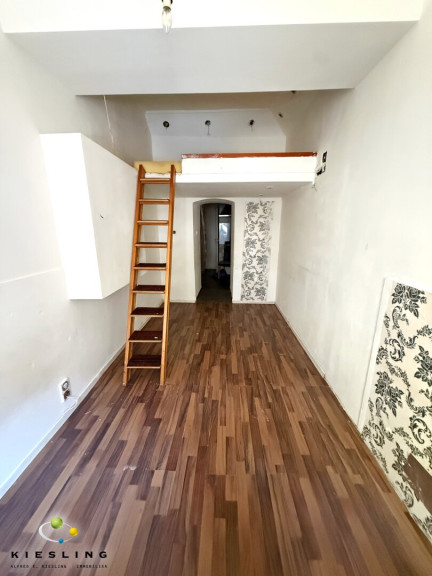 Halle / Lager / Produktion - 1160, Wien - Ehemalige Wohnung wird als Lager/Büro vermietet - nahe U6 Thaliastraße/Lerchenfelder Gürtel