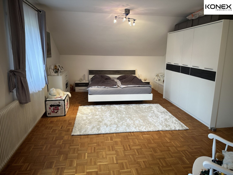 Haus - 5164, Seeham - Wohnen. Arbeiten. Leben am See. Seltene Gelegenheit in Seeham – Liegenschaft mit Gewerbe - und Wohneinheit nur 1 Minute vom See entfernt
