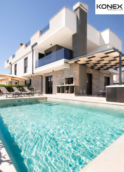 Haus - 52465, Vabriga - Traumhafte Doppelhaushälfte mit Meerblick, Pool und Luxusausstattung in Kroatien!