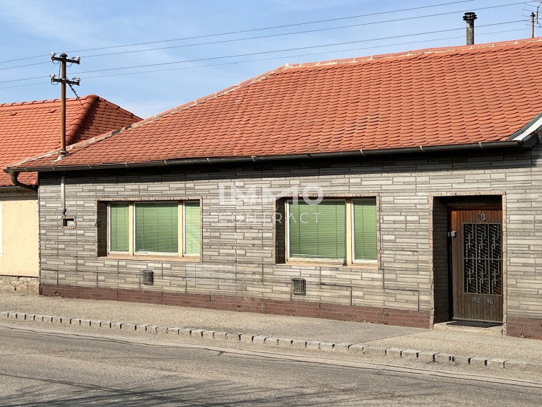 Haus - 2054, Haugsdorf - KLEINER STRECKHOF mit Zufahrt u. Stadl - AUSZEIT im PULKAUTAL...
