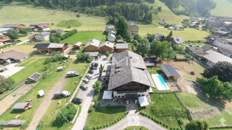 Gastgewerbe - 9843, Großkirchheim - Hotel-Ensemble mit Luxus-Chalets am Tor zum Großglockner