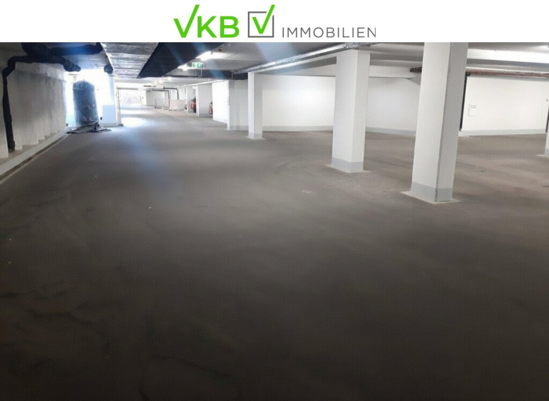 Immobilie - 4600, Wels - Tiefgaragenplatz Wels Zentrum (Kaiser-Josef-Platz) – sicher & breit
