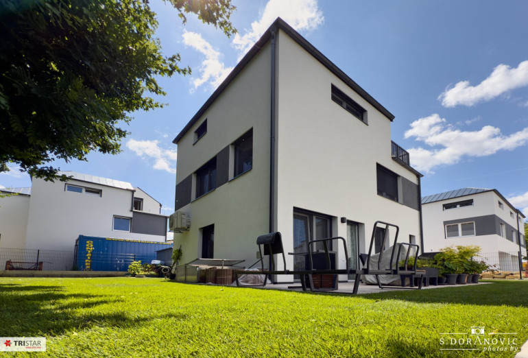Haus - 2401, Fischamend - NEU! • Ziegelmassiv • Schlüsselfertig • Garten + Terrasse • Fischamend