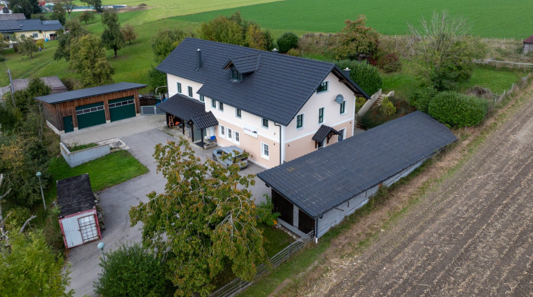 Haus - 4753, Taiskirchen im Innkreis - Ihr neues Zuhause - charmantes Familienhaus mit vielen Extras in Ruhelage
