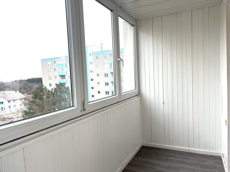 Wohnung - 2500, Baden - Helle, renovierte 2-Zimmer-Wohnung mit Loggia im 5. Liftstock in Baden