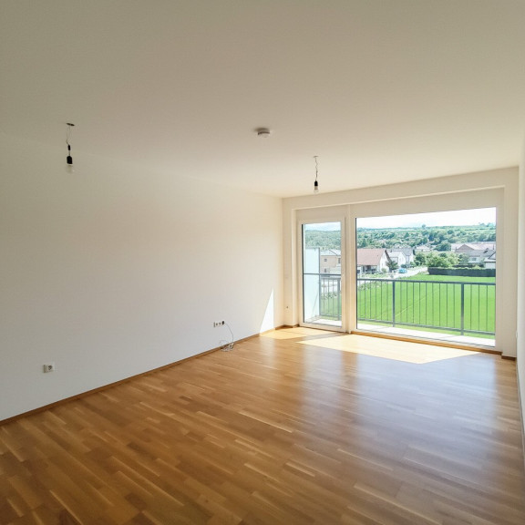 Wohnung - 3133, Traismauer - Helle 2-Zimmer-Wohnung mit sonnigem Südbalkon und traumhaftem Weitblick