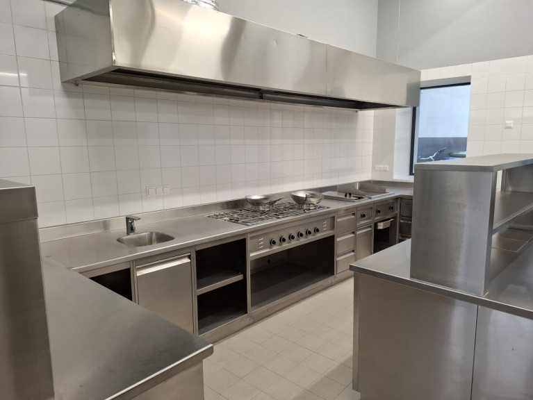 Gastgewerbe - 1050, Wien - ECKLOKAL BEI EINKAUFSTRASSE IDEAL FÜR ASIA UND DELIVERY KONZEPT GASTROTEL IMMOBILIEN
