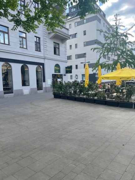 Gastgewerbe - 1020, Wien - Neu adaptiertes Cafe Konditorei Restaurant auf frequentiertem zentralen Hauptplatz im 2. Bezirk
