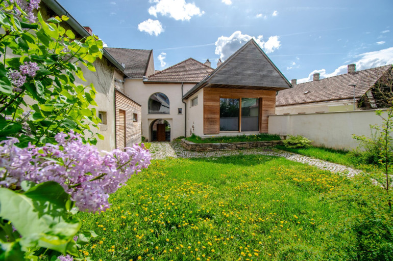 Haus - 3493, Hadersdorf am Kamp - Revitalisiertes Bürgerhaus am historischen Marktplatz - Altbau trifft Moderne!