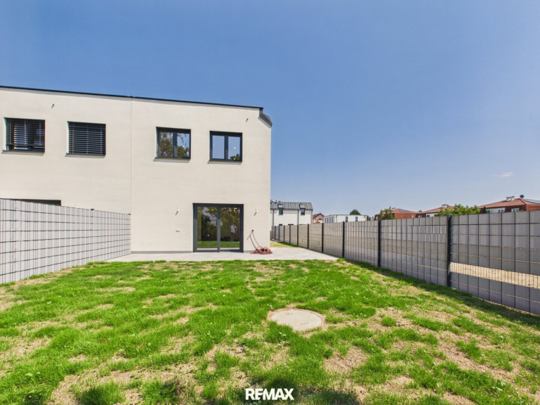 Haus - 2353, Guntramsdorf - Schlüsselfertige Neubau-Doppelhaushälfte mit Vollunterkellerung