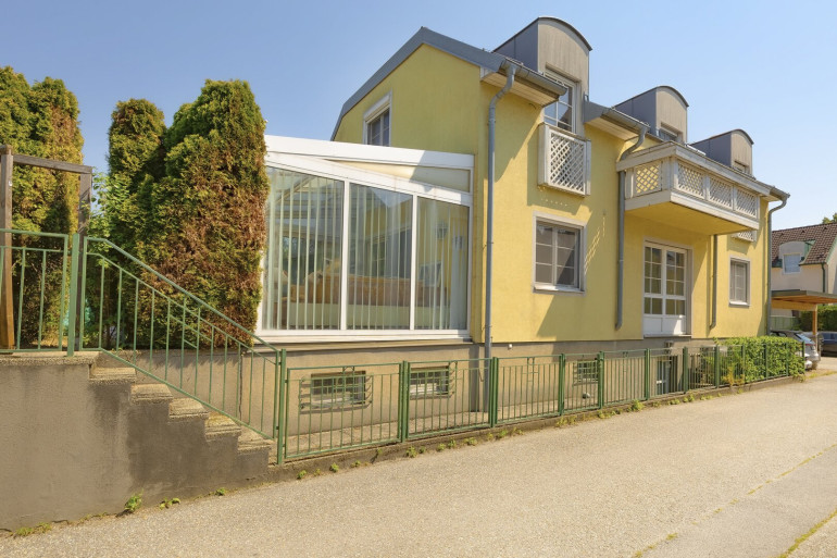 Haus - 2103, Langenzersdorf - Wiener Straße - gepflegtes Reihenhaus mit Garten und Garagenbox