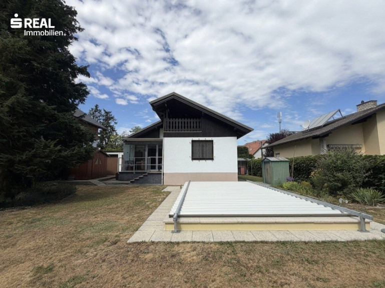 Haus - 2402, Maria Ellend - Wohnen am Waldrand - gepflegtes Einfamilienhaus mit Pool, Garage und Keller