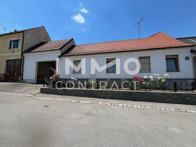 Haus - 2225, Zistersdorf - Charmantes Haus in Zistersdorf mit großem Garten – Ihr Renovierungsprojekt wartet!