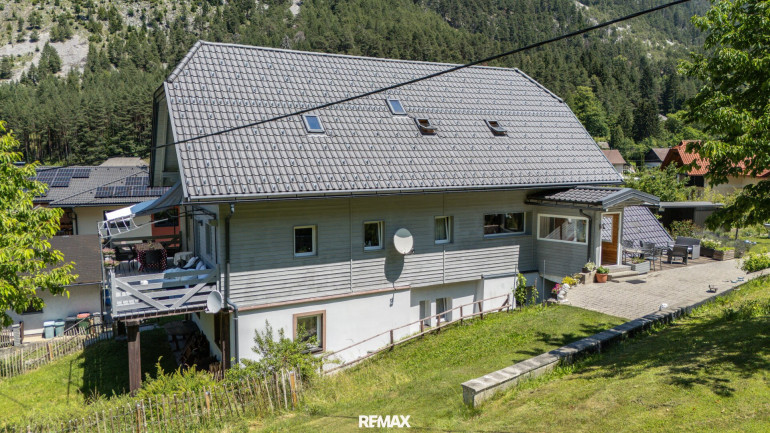 Wohnung - 9530, Bleiberg-Kreuth - chaletartige Wohnung mit riesigem Garten, beinahe ein ganzes Haus