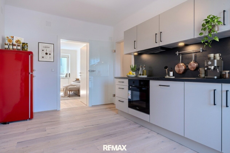 Wohnung - 8020, Graz,14.Bez.:Eggenberg - Erstbezug nach Generalsanierung: Stilvolle 2-Zimmer-Wohnung mit Balkon nahe FH Joanneum