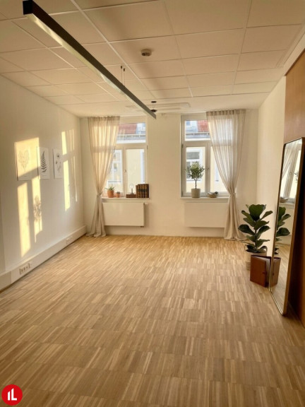 Büro / Praxis - 2500, Baden - NEU | ERSTBEZUG | MODERNE BÜROFLÄCHE "LILIE" IN BADEN