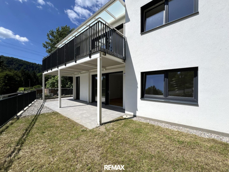 Wohnung - 8046, Graz - Traumhafte 3-Zimmer-Gartenwohnung samt Terrasse und Carport-Parkplatz in Graz