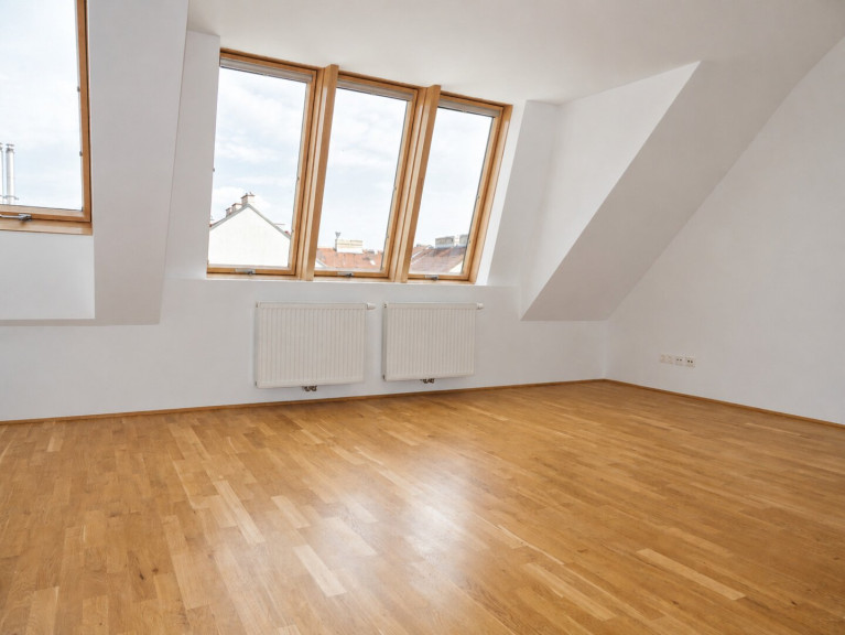 Wohnung - 1200, Wien - moderene DG-Wohnung mit uneinsichtiger Terrasse in ruhiger Lage!