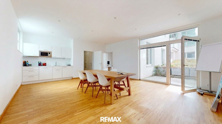 Büro / Praxis - 1220, Wien - Innenhofseitiges Büro mit Terrasse beim Genochplatz nahe S-Bahn Erzherzog-Karl-Straße