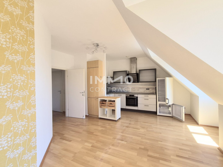 Wohnung - 1230, Wien - Moderne 2-Zi-DG-Wohnung mit Terrasse & Garage